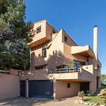 Villa d\'architecte De La Terre Vers Le Ciel