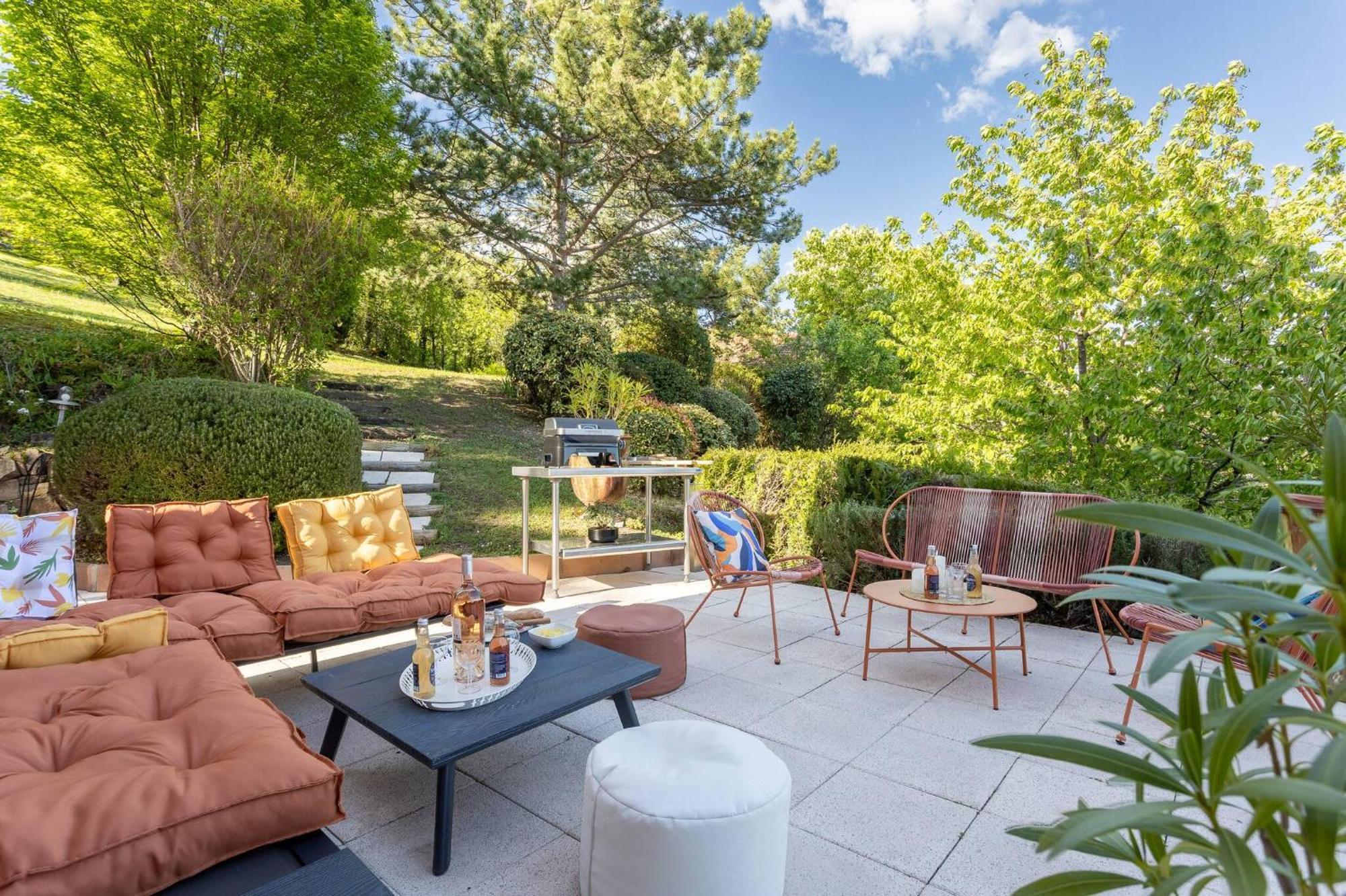 Villa D'architecte De La Terre Vers Le Ciel